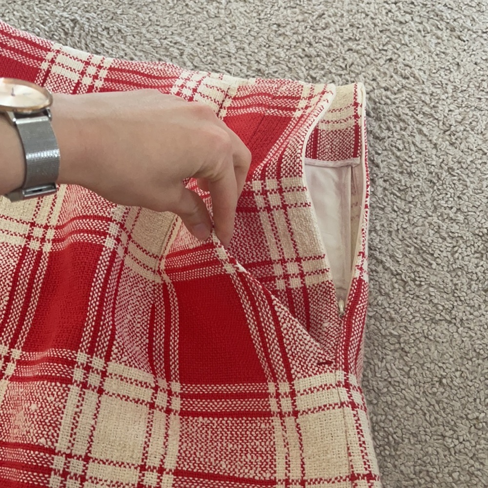 Zara skirt with pockets both size - Picture 3 of 4